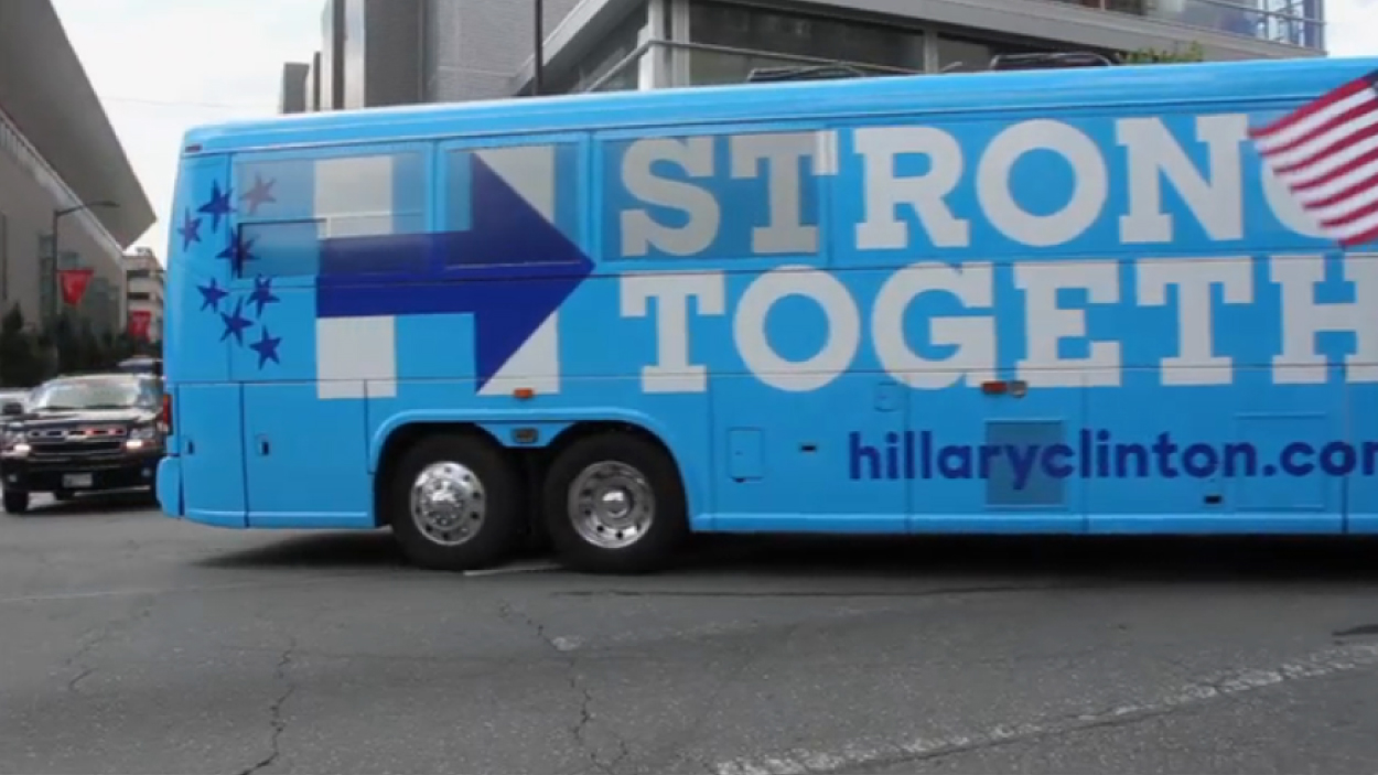 Bill-Hillary-Bus